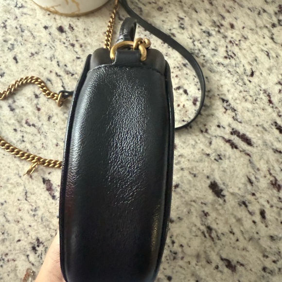 Gucci GG Marmont Round leather crossbody bag - Picture 3 of 8